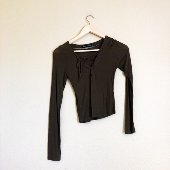 Brandy Melville Olive Green Josephine Top - Picture 2 of 3